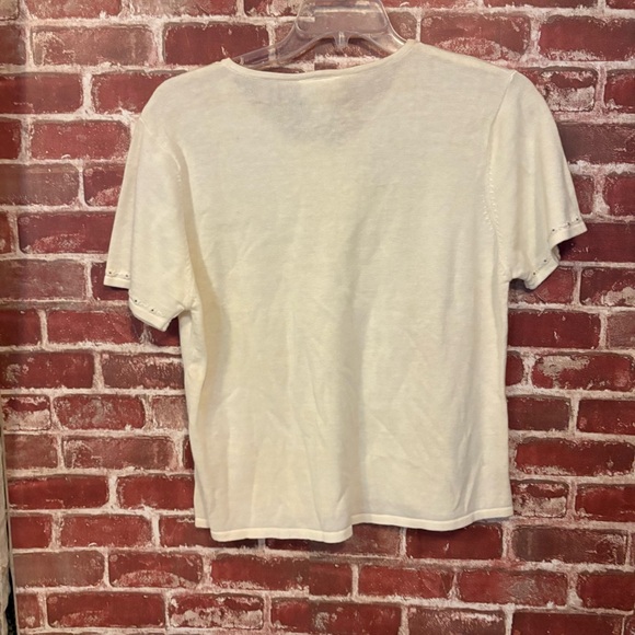 Worthington Cream Short Sleeve V-Neck Top - Picture 5 of 5